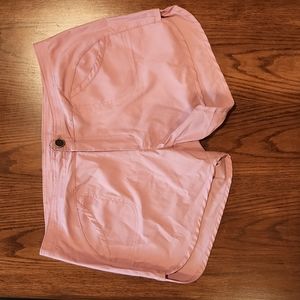 Women's Reel Life Shorts, Rose Blush Color, Button and zipper closure, Size XL